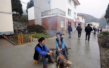 汶川地震8周年：生活可以继续 但家园难说再见