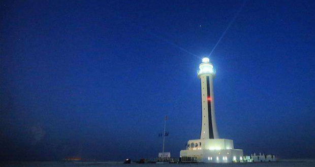 中国南海建5座灯塔保障航行安全 能为舰艇导航