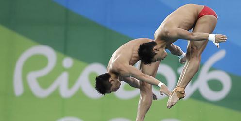 林跃陈艾森跳水男子双人十米台夺冠视频全程回顾 中国第四金收入囊中【视频】