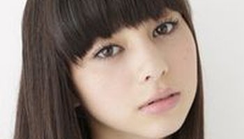 条あやみ  平假名:なかじょうあやみ 罗马音:ayami nakajo 国籍:日本