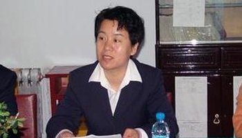 辉南县人民政府副县长,2006年8月开始担任中共辉南县委常委,纪委书记.