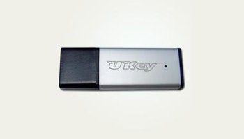 ukey的设计小巧精致,携带方便ukey自身所具备的存贮器可以用来存储