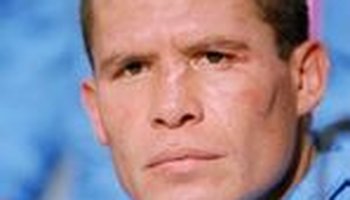 julio cesar chavez 中文名字: 朱里奥·塞萨尔·查韦斯 性别: 男
