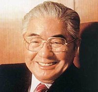 荣毅仁