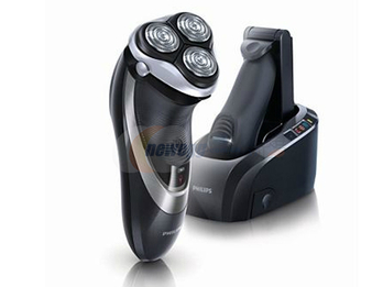 PHILIPS 飞利浦 剃须刀 PT920\/21 含清洗套装