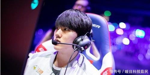 IG卡莎皮肤被RNG粉丝修改,签名都成了Uzi,作者