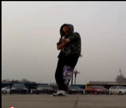 <em>鬼步舞</em>鬼凤的裤子_360问答