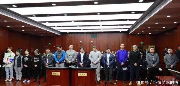 晨读|吉林东丰一教师v教师制服已致2人死美女可爱起火机械图片