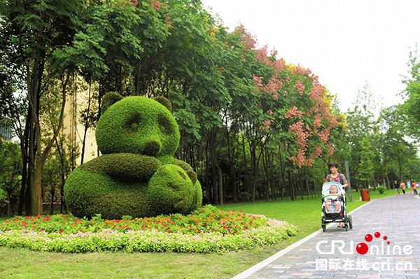 跃居新一线城市榜首 成都走过怎样的\＂蝶变之路\＂