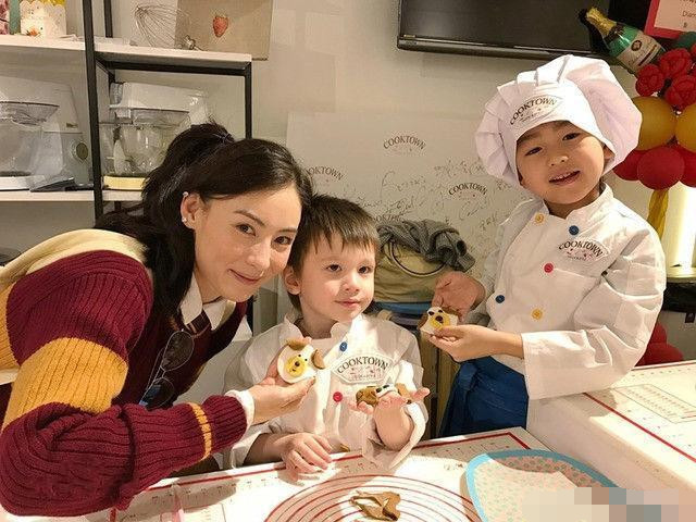 婴幼儿人口_人口普查图片(2)