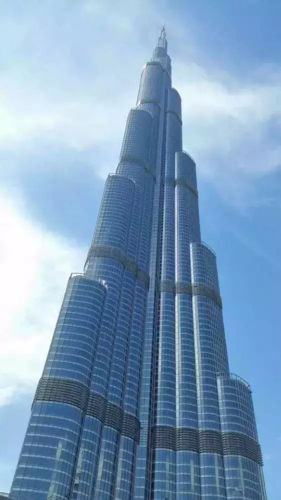 兰博基尼警车、疯狂的建筑、不可思议的宠物......这是迪拜人的生