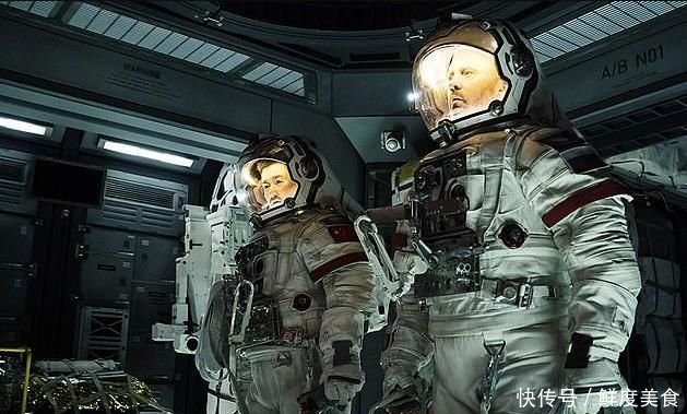 外国影评人:中国首部科幻电影《流浪地球》有