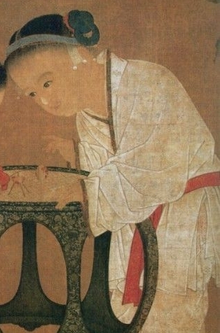 介绍信息 总角:古代未成年的人把头发扎成髻.借指童年时期,幼年.