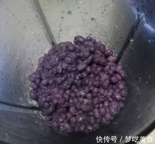 怎么做红豆沙馅料 t010bd8bef01160f060.jpg