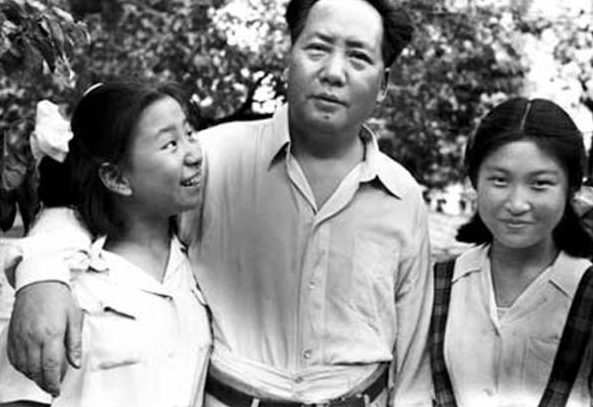 毛主席的女儿,姓李姓杨姓王!为什么4个女儿没