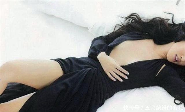 曾经香港的性感女神,如今经历三段婚姻,为爱狂