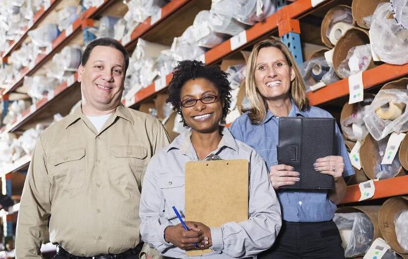 美国普通工人工资多少?揭开真实工资,洗碗工人