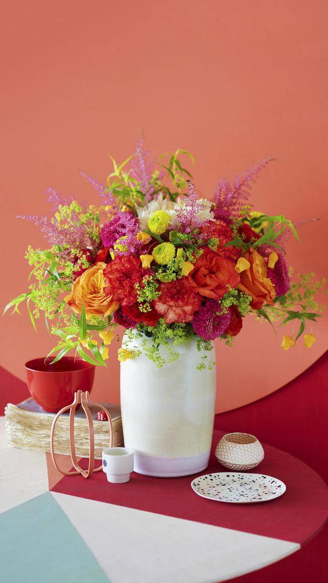 不了了之，又相知相遇，最后各奔东西