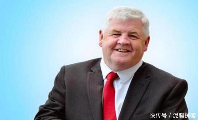 某些英国人还以百年前优越对中国,英议员访华后骂中国就足以证明