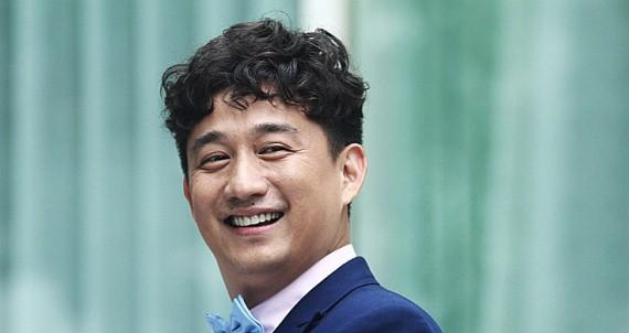 同样是做搭档录制真人秀, 黄磊对刘宪华和张艺