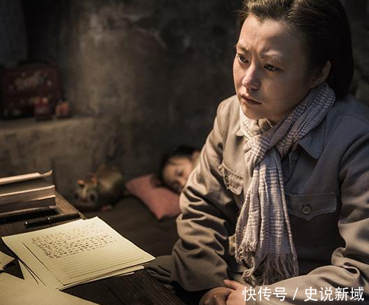 彪悍丁玲你服不服?她曾与两男一起同居,第四个男人小她13岁!