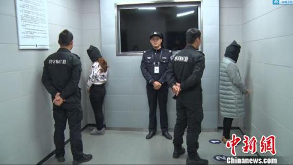 浙江淳安警方抓获"酒托"团伙 12人被刑事拘留