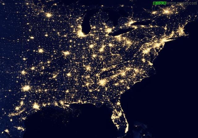 NASA公布的地球夜间灯光分布图看中国发展…