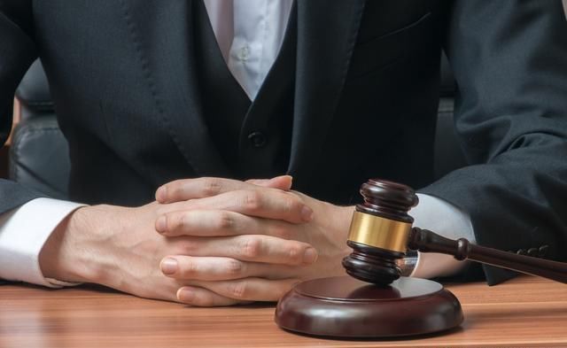 迟到扣工资标准