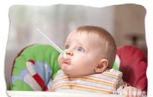 宝宝晚上哭闹不睡觉?各种检查,但第三个原因很