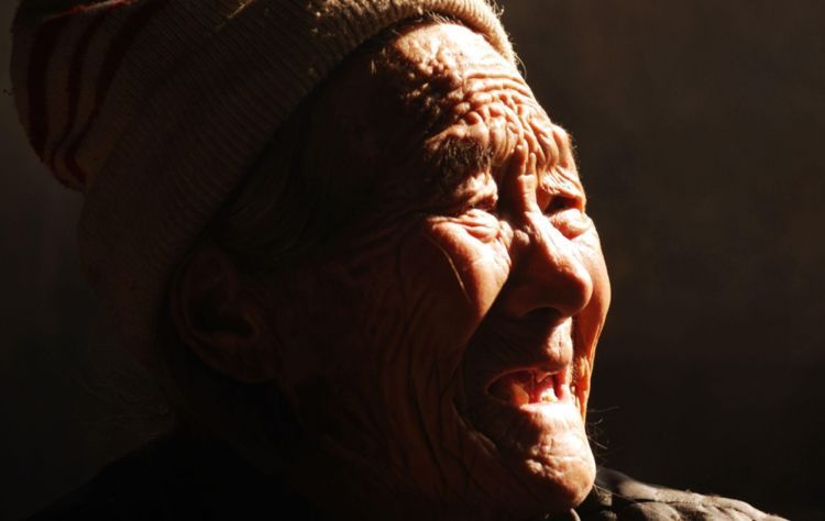 三个子女,没一个愿意赡养老人,真实原因让法官