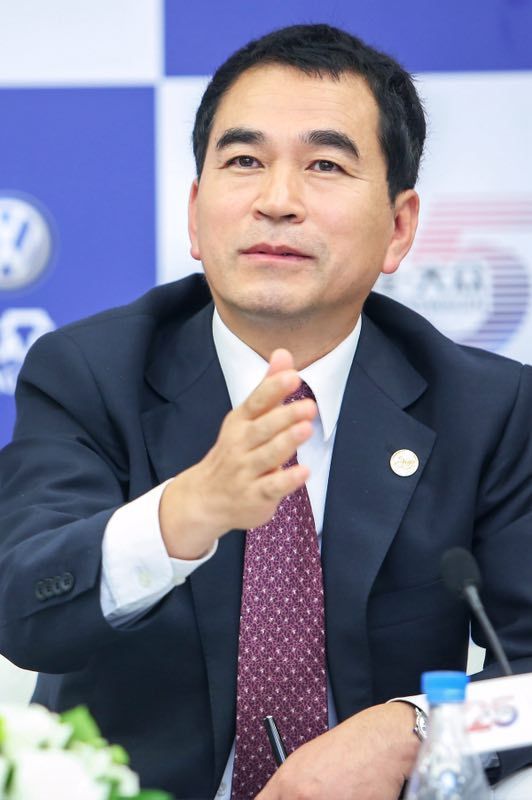 4月26日,一汽-大众汽车有限公司董事,总经理张丕杰在接受《每日经济