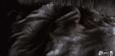 虽然汤唯裸身拍了《色戒》,可还是输给了她