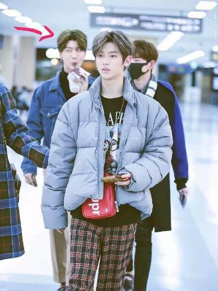 娱乐圈有一种人叫范丞丞 乐华七子另六人除了