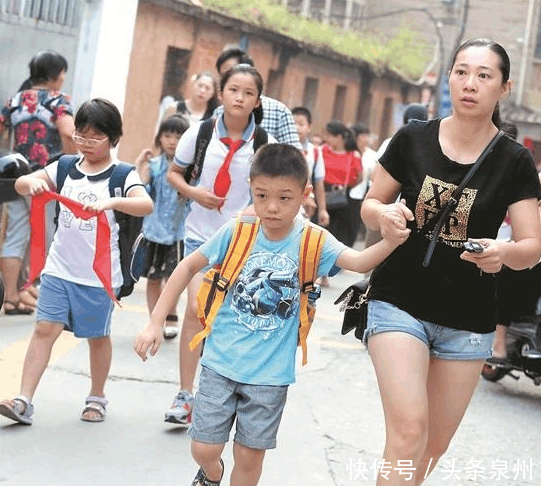 泉州市教育局表态:中小学全面午晚托 泉州尚需