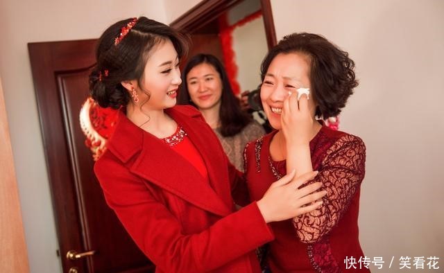 娶农村老婆我花了7万,看到她的嫁妆,亲朋好友