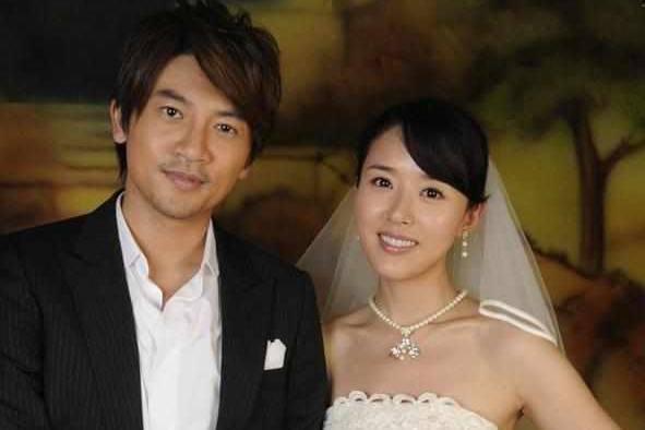 颜丹晨婚纱_颜丹晨和苏有朋是什么关系怎么传绯闻的 颜丹晨和苏有朋婚纱照片(3)