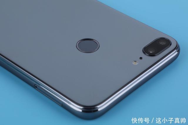 荣耀9青春版上手体验,千元全面屏四摄手机,无