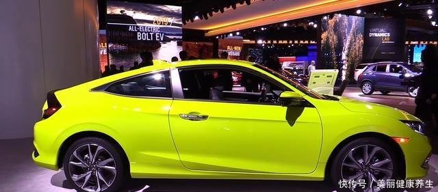 最新2019款本田思域Coupe双门轿跑即将上市