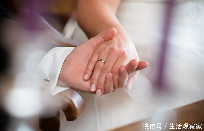 母亲从老家带来袋腊肉,婆婆转身丢进垃圾桶,我捡回来后全家懵了
