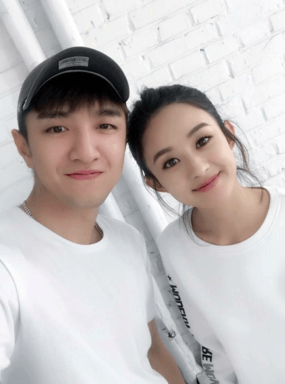 赵丽颖金瀚在一起了?和十八线艺人合作,网友: