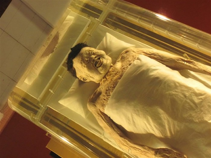 湖南长沙2200多年前马王堆汉墓辛追夫人是世界上保存最好的湿尸