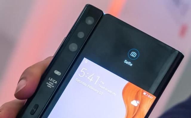 华为Huawei Mate X 折叠手机,双屏幕手机变8寸