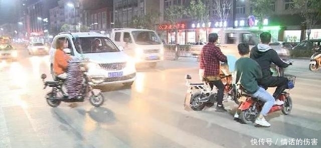 斑马线礼让行人