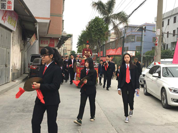 【新春走基层】\"正月初六闹热到\" 欢欢喜喜\"营老爷\"