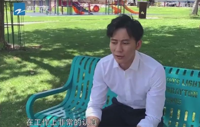 李晨自范冰冰税务风波后首露面，未戴戒指被指精神面貌不佳