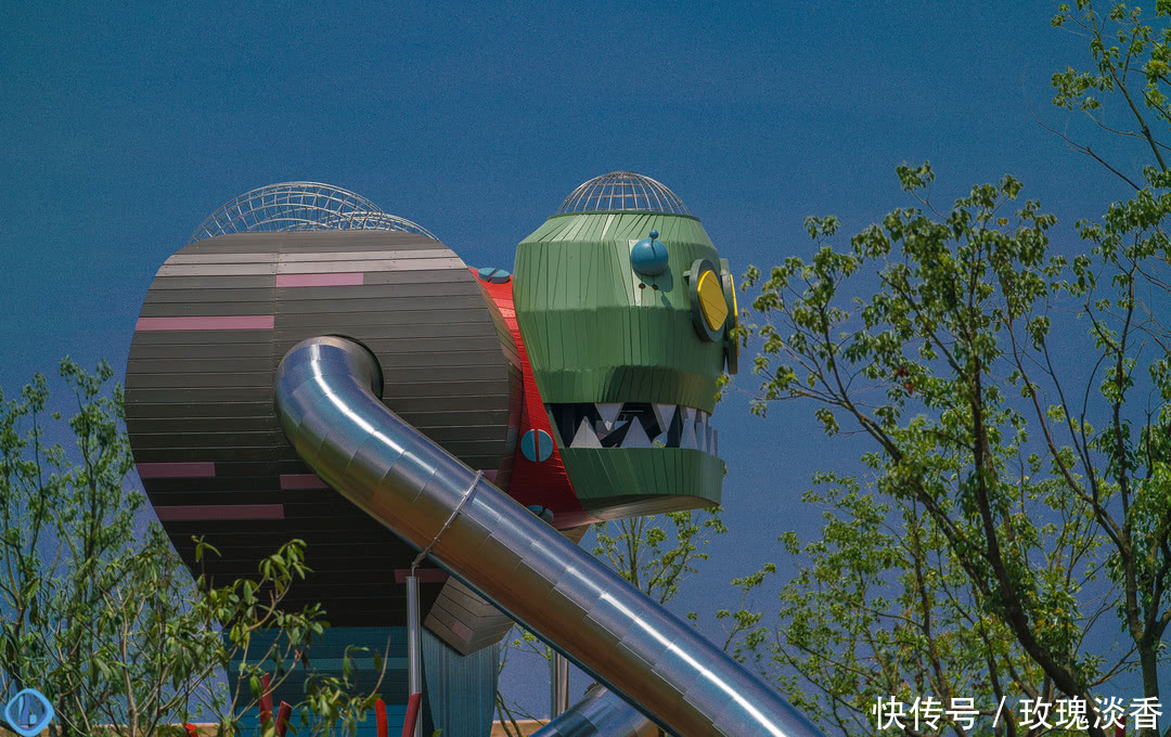 田园东方,植物大战僵尸农场让你一次玩个够