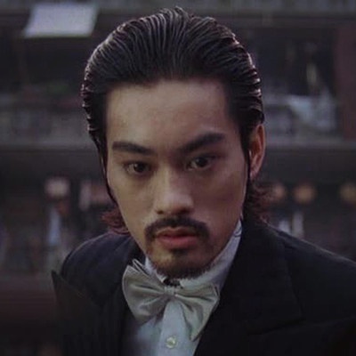 功夫里的斧头帮老大的扮演者叫什么?_360问答