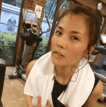 刘涛素颜健身照被曝光,网友:这就尴尬了!怎么回