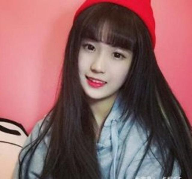 快手红人杨清柠挑战关掉美颜直播,网友瞬间被