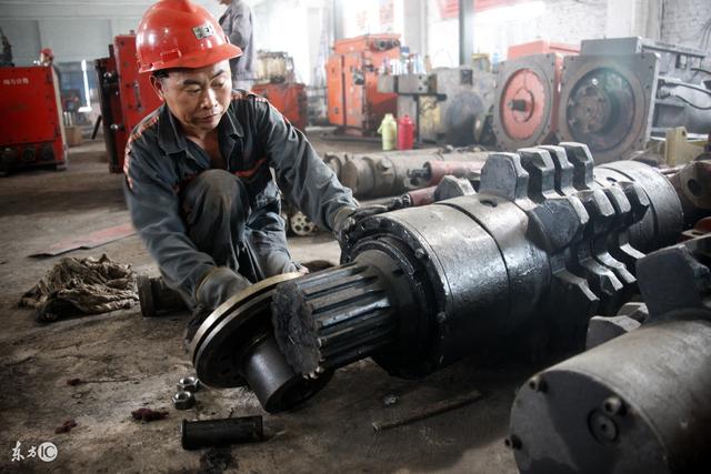 2018劳动法最新规定:单位辞退劳动者补偿标准